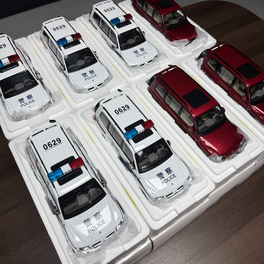 YC Model Mitsubishi V73 1:18 Alloy Model image 1