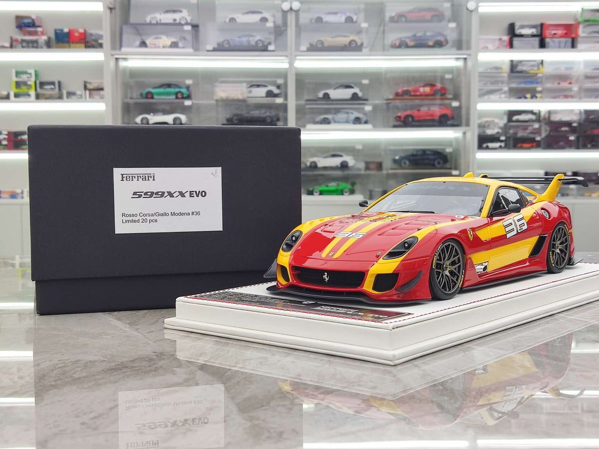 Scale Model DG Ferrari 599 XX Evo DG212 1:18 Red - immagine 1