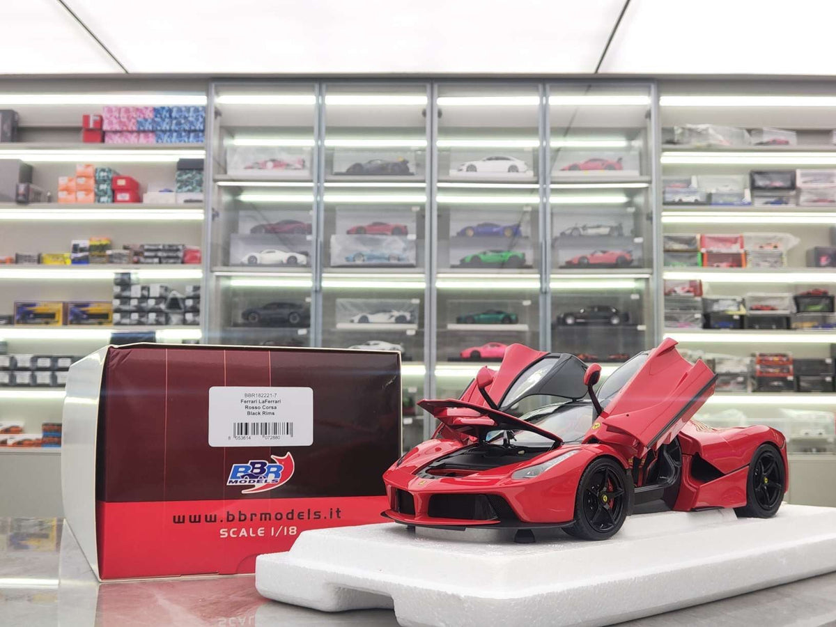 BBR Ferrari 182221-7 1:18 Red - immagine 1