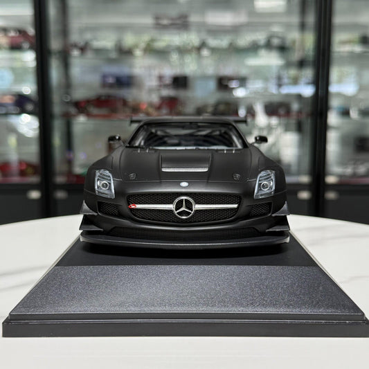 MINICHAMPS Mercedes-Benz SLS AMG GT3 1:18 Alloy Model image 2