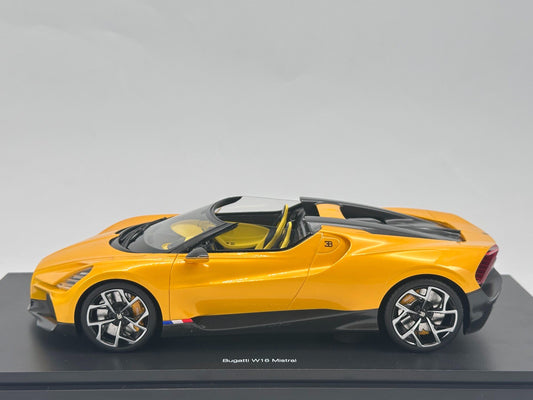 TopSpeed Bugatti W16 Mistral Yellow 1:18 Yellow - immagine 2