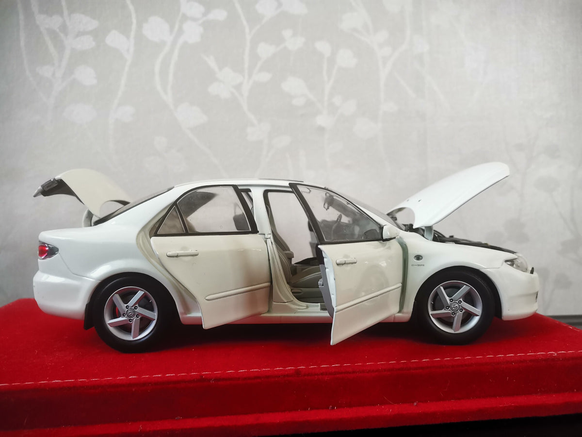 Scale Model 1 18Model White - immagine 9