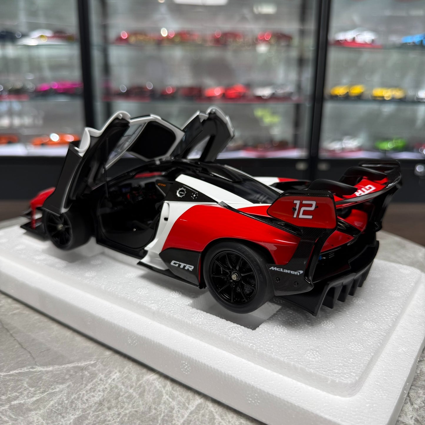 LCD Models McLaren GT-R 1:18 Alloy Model image 9