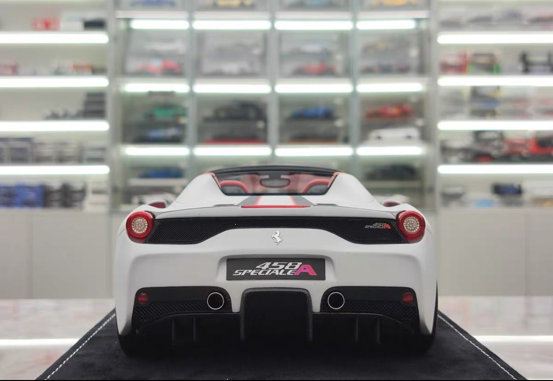 HH 1/18 Ferrari 458 Speciale Aperta Resin Model – Matte Storm Grey – HH341