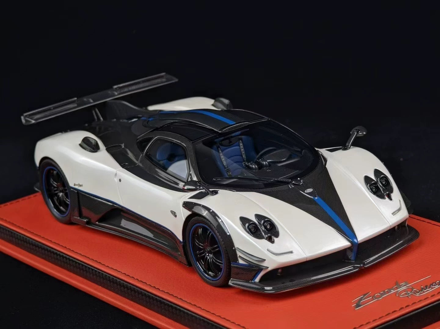 Peako 1/18 Pagani Zonda Riviera Resin Model