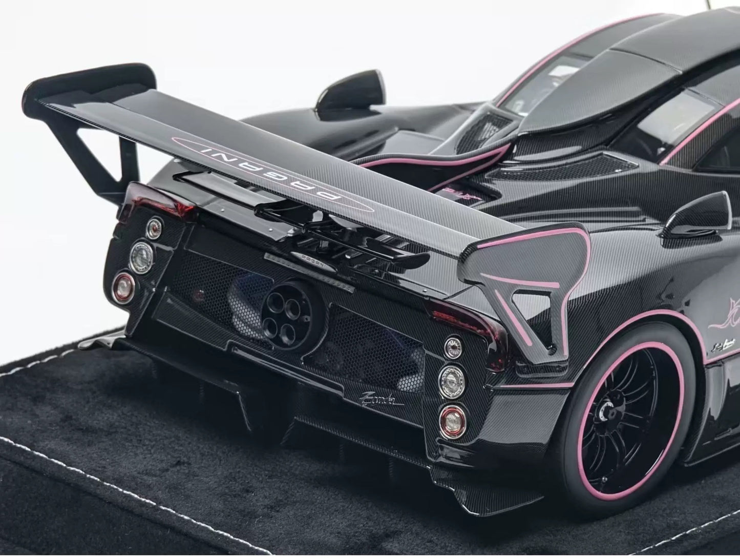 HH Model 1/18 Pagani Zonda 760 JC Pink Resin Model