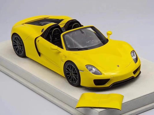 Make Up 1/18 Porsche 918 Spyder 2011 Resin Model – Yellow