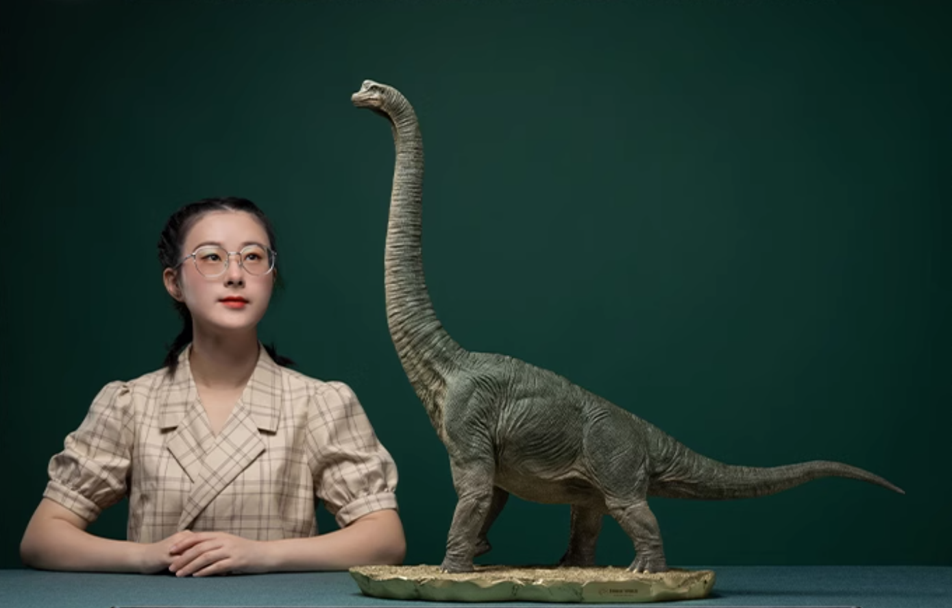 Statua in ottone di Brachiosauro TONGSHIFU 1/8 Jurassic World Ltd 500 n. 001
