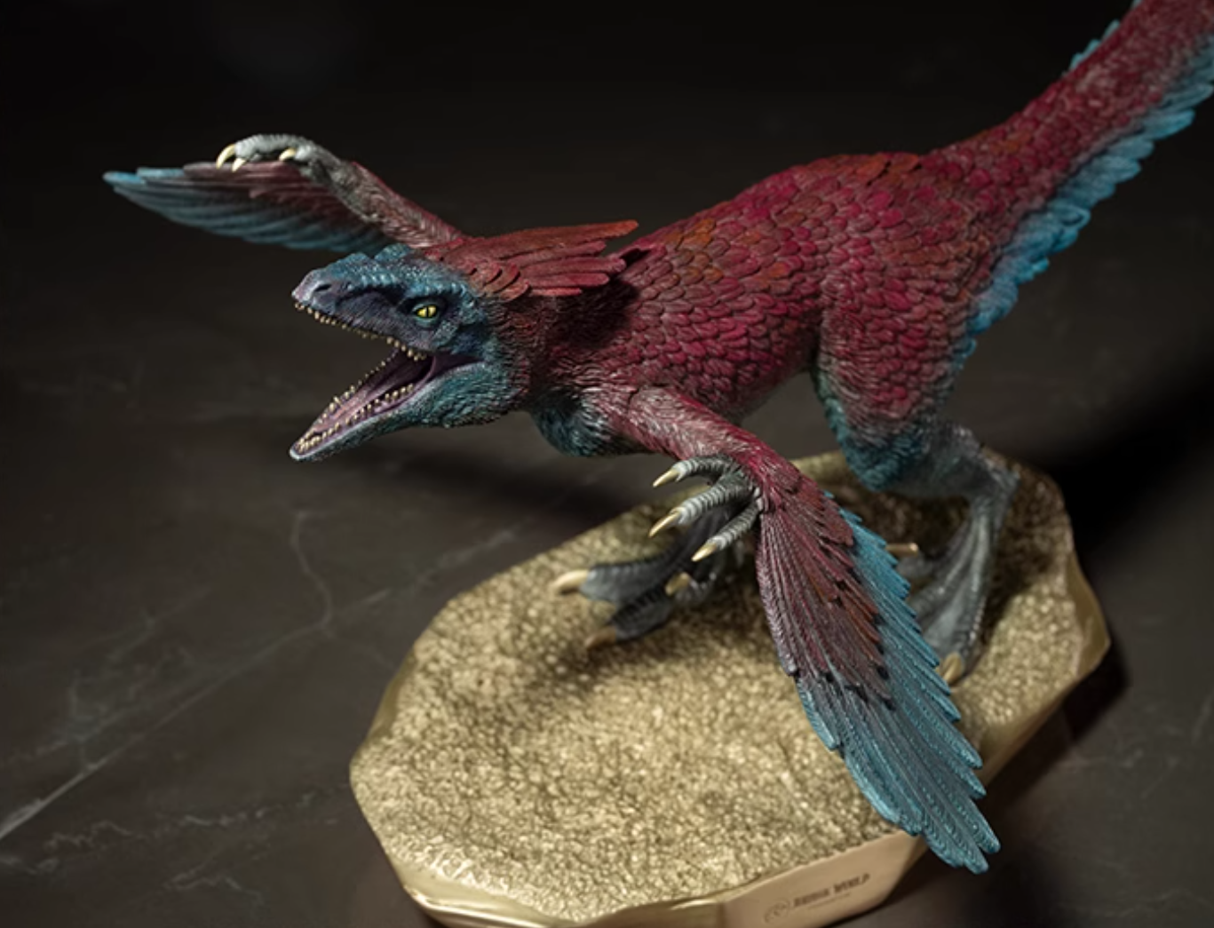 TONGSHIFU Pyroraptor Statue Jurassic World Brass Model Limited x999 (4.2kg)