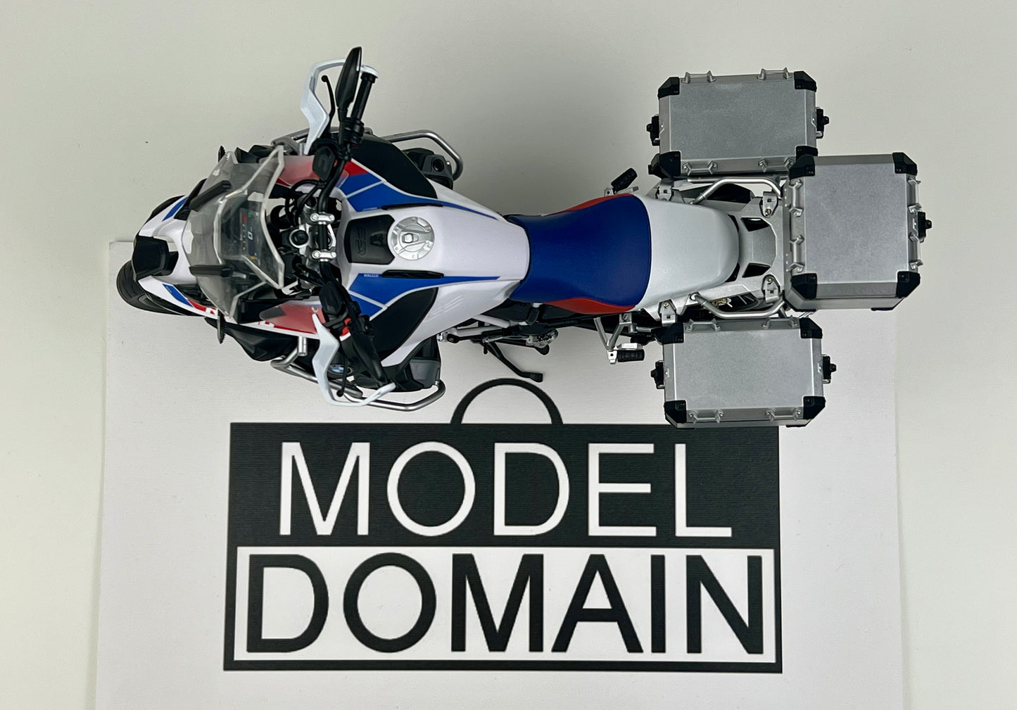 Custom-Built BMW R1250 GS 1:9 Scale Model by Meng – Precision Masterpiece