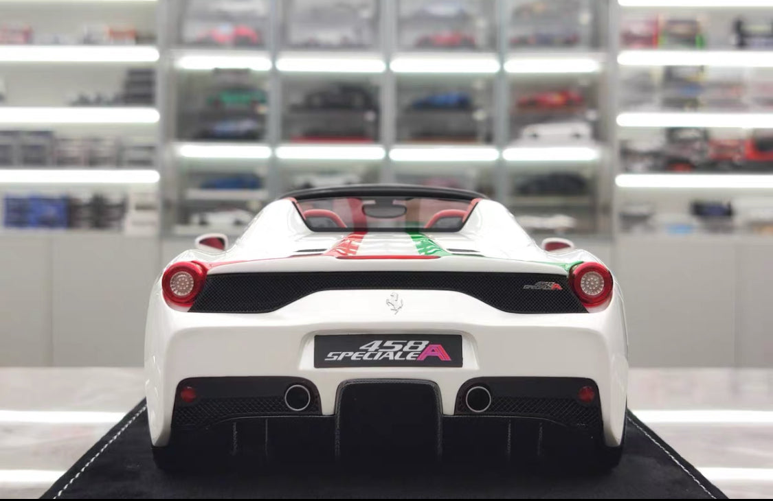 HH 1/18 Ferrari 458 Speciale Aperta Resin Model – Pearl White – HH335