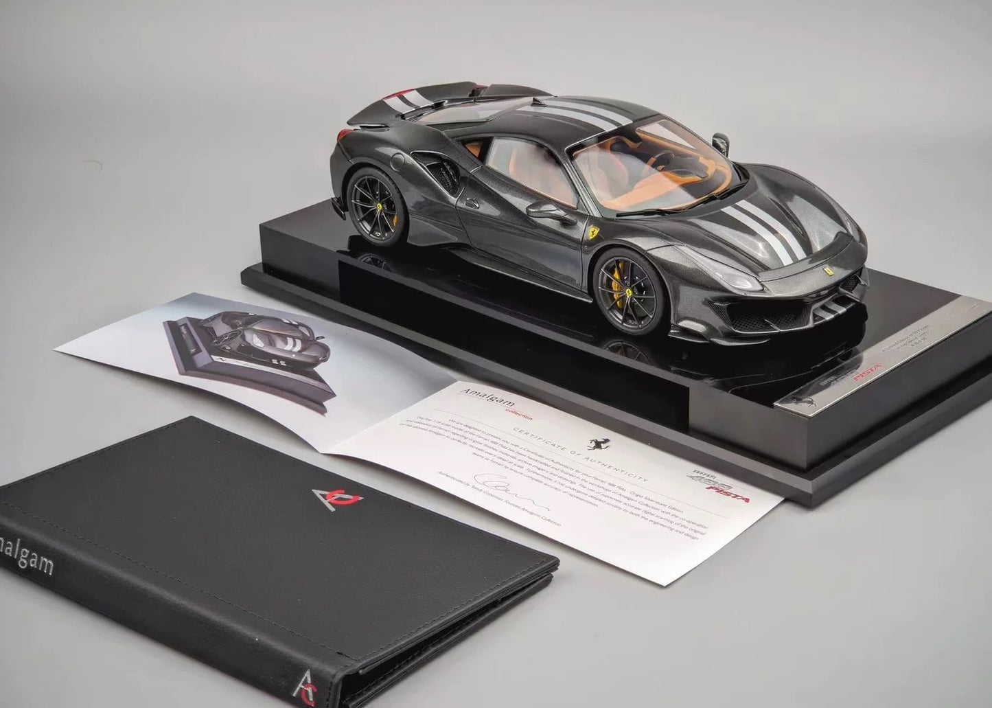 Amalgam 1/18 Ferrari 488 Pista Grigio Resin Model