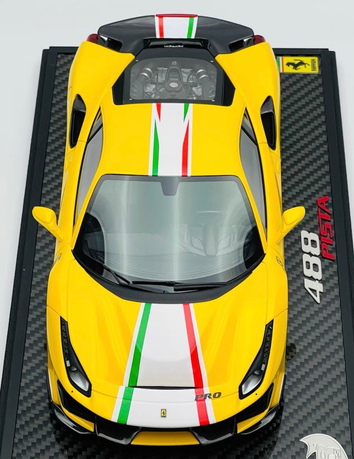 BBR 1/18 Ferrari 488 Pista Yellow Limited Edition