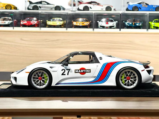 HH Model 1:8 Porsche 918 Spyder Martini Racing Livery Resin Model with Display Case