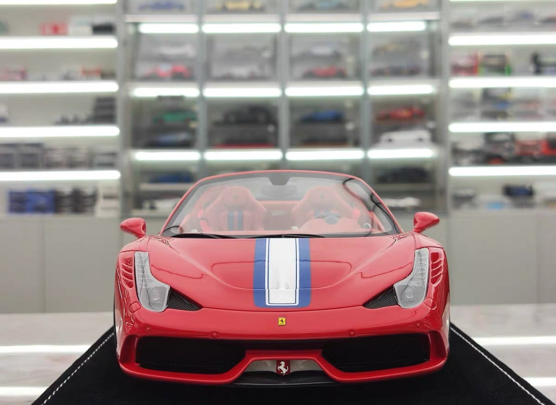 HH 1/18 Ferrari 458 Speciale Aperta Resin Model – Rosso Corsa Red – HH333