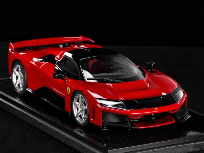 BBR 1/18 Ferrari F80 Resin Model Red Carbon Base Edition