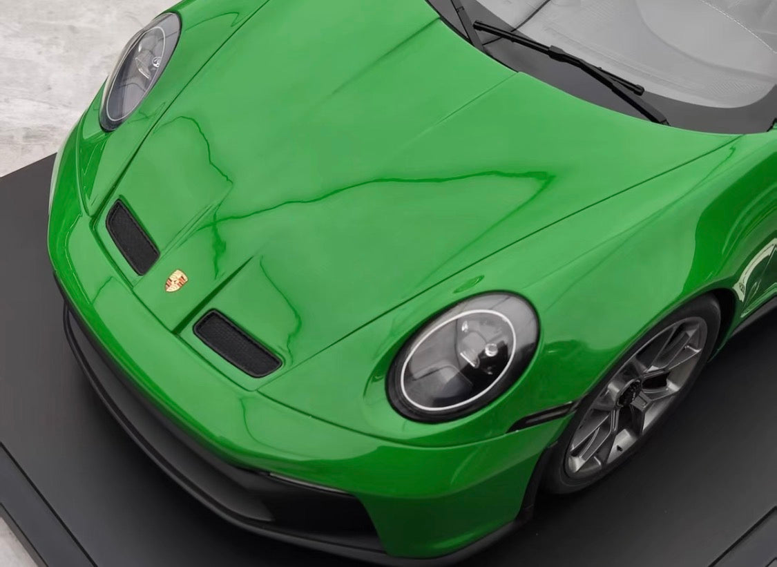 GT Spirit 1/8 Porsche 911 (992) GT3 Green Limited Edition GTS801601