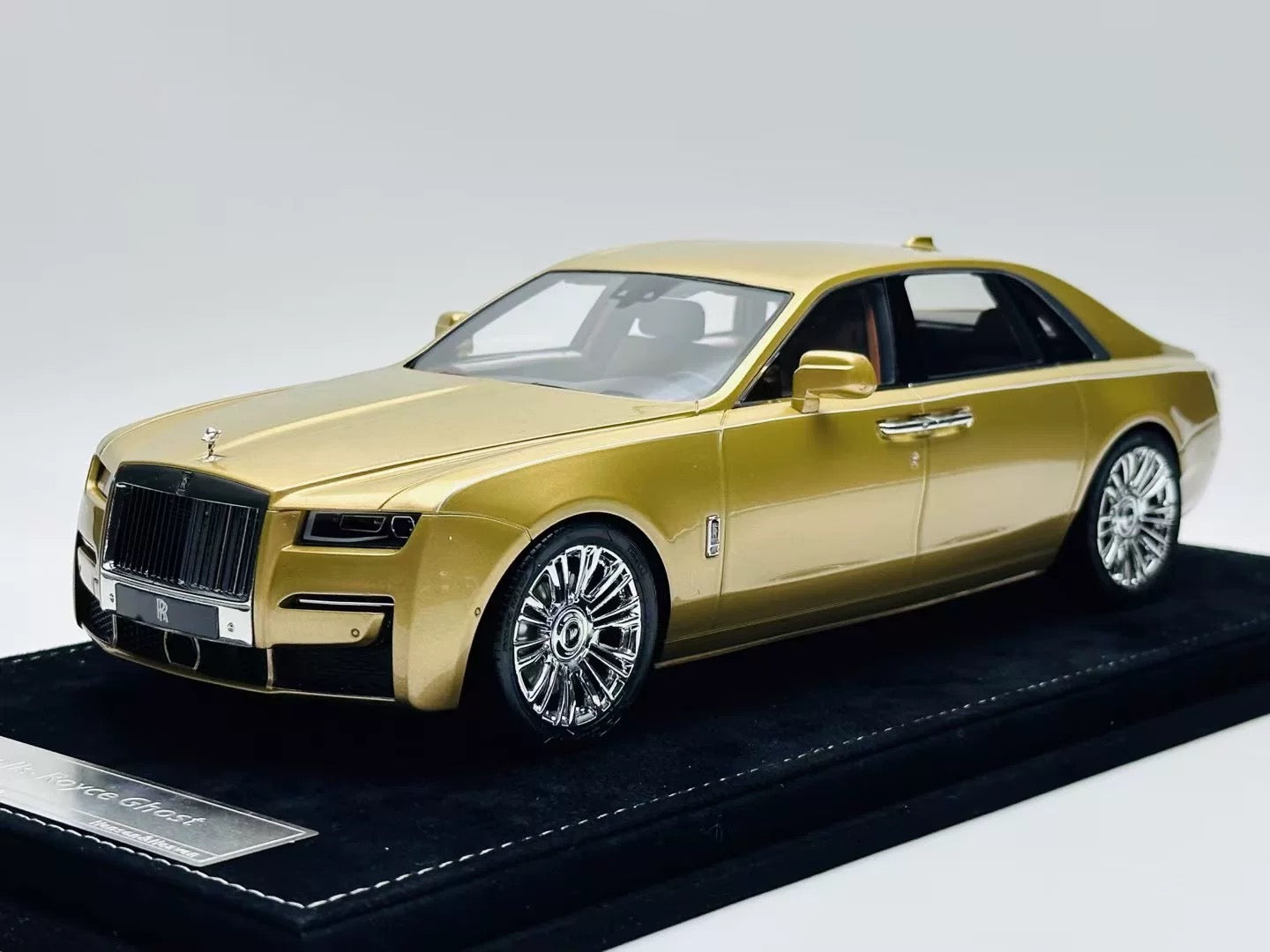 HH 1/18 Rolls-Royce Ghost Resin Limited Edition Model