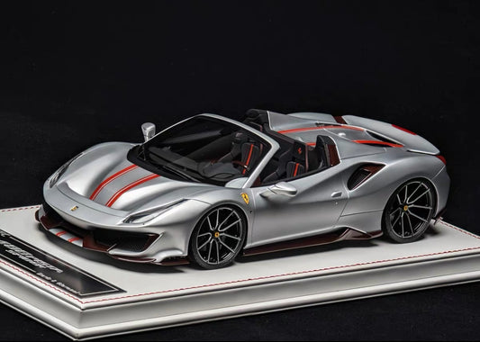 DG 1/18 Novitec Ferrari 488 Pista Resin Model – Silver with Red Stripe