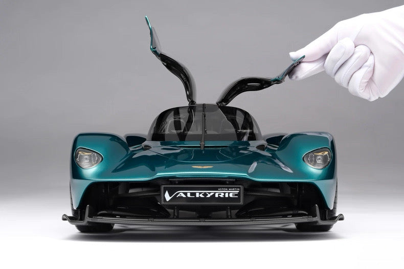 Amalgam 1/8 Aston Martin Valkyrie Resin Model