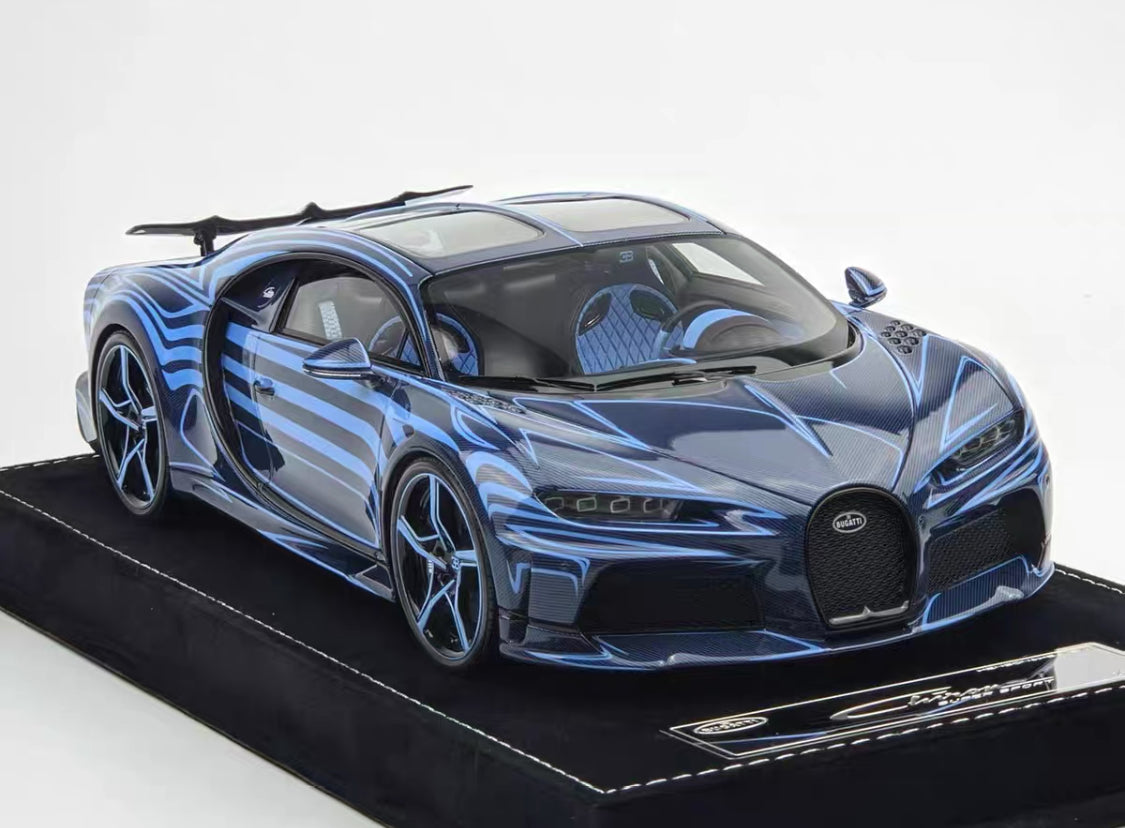 HH 1/18 Bugatti Chiron Super Sport Blue Carbon Fiber Finish Resin Model – Limited Edition Collectible