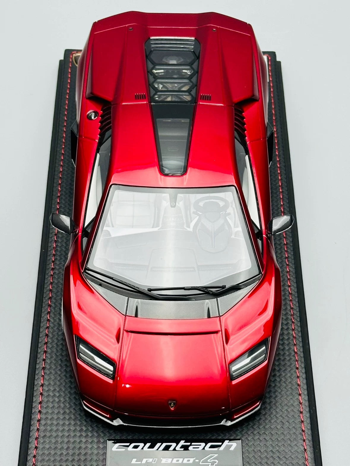 MR 1/18 Lamborghini Countach LPI 800-4 Special Edition Resin Model