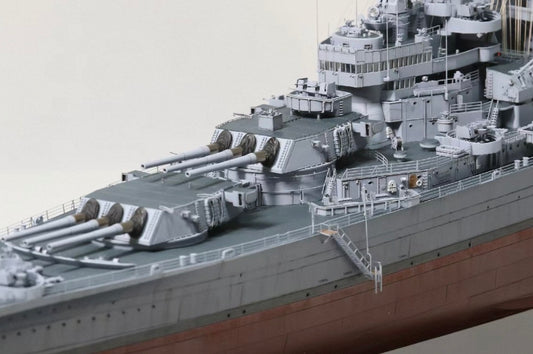 JOY YARD 1/350 USS Missouri Battleship
Museum-Grade Finished Display Model