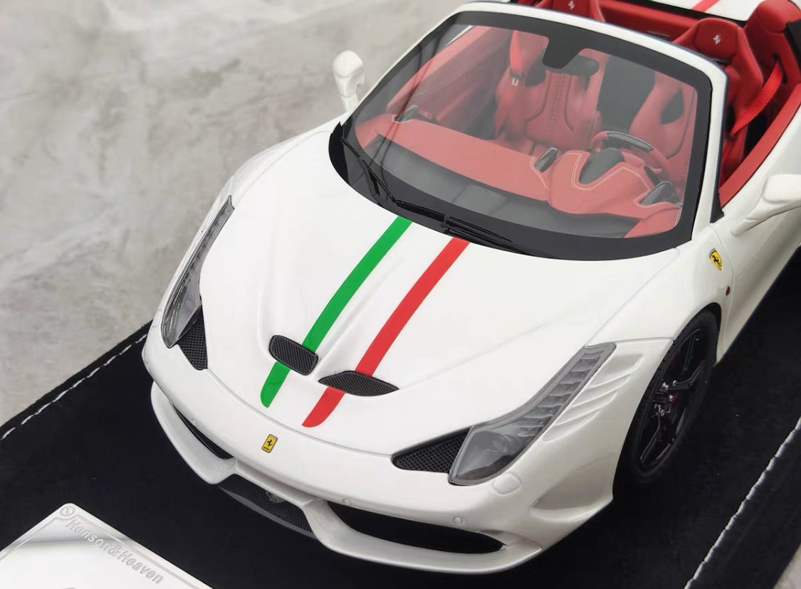 HH 1/18 Ferrari 458 Speciale Aperta Resin Model – Pearl White – HH335