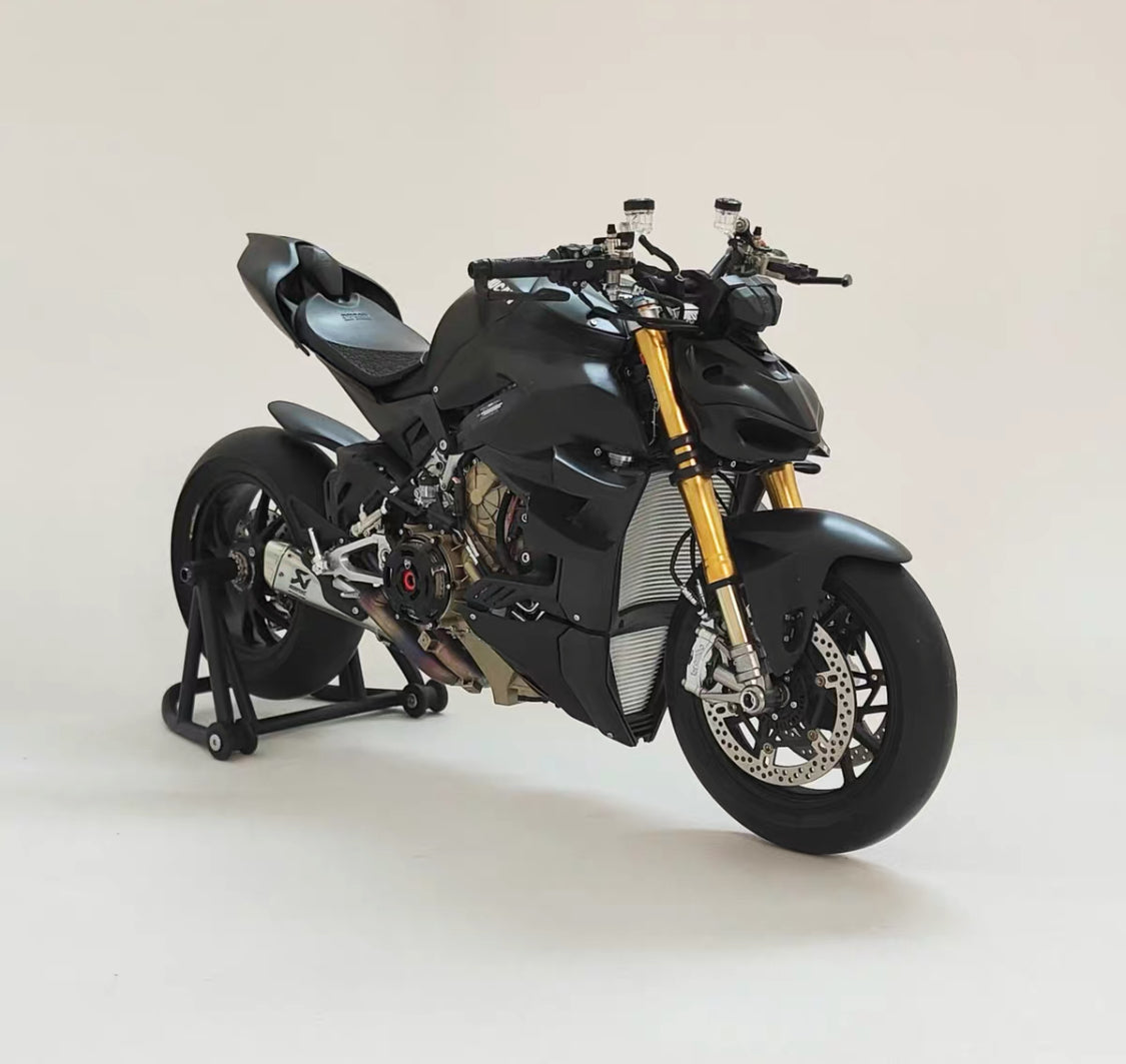 1/6 Ducati Streetfighter Resin Motorcycle Model – Pre-order Only