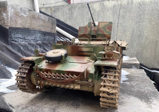 1/6 WWII German Panzer II Chassis 20mm Self-Propelled Anti-Aircraft Gun Display Model