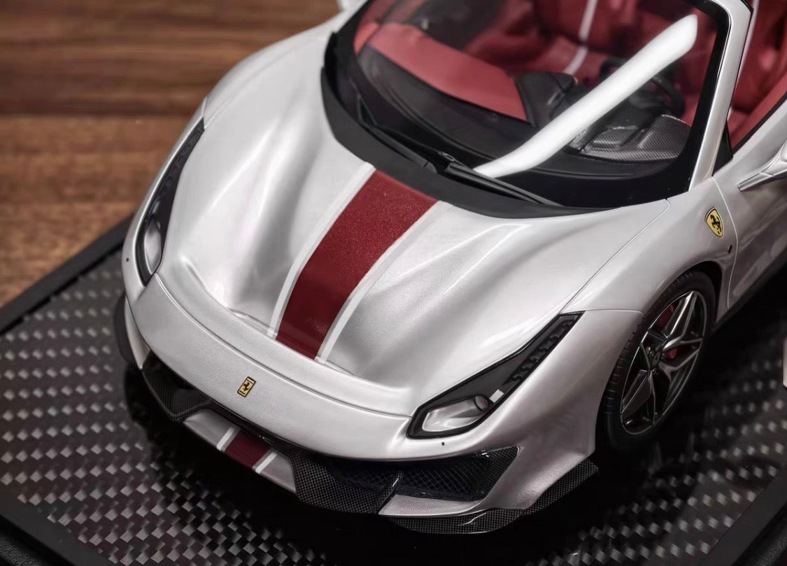 BBR 1/18 Ferrari 488 Pista Spider Nürburgring Silver 01/10