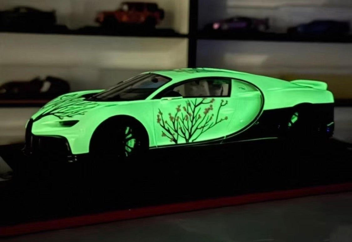 BBA Model Bugatti Chiron Profilée Sakura Glow Edition 1/18 Resin Model