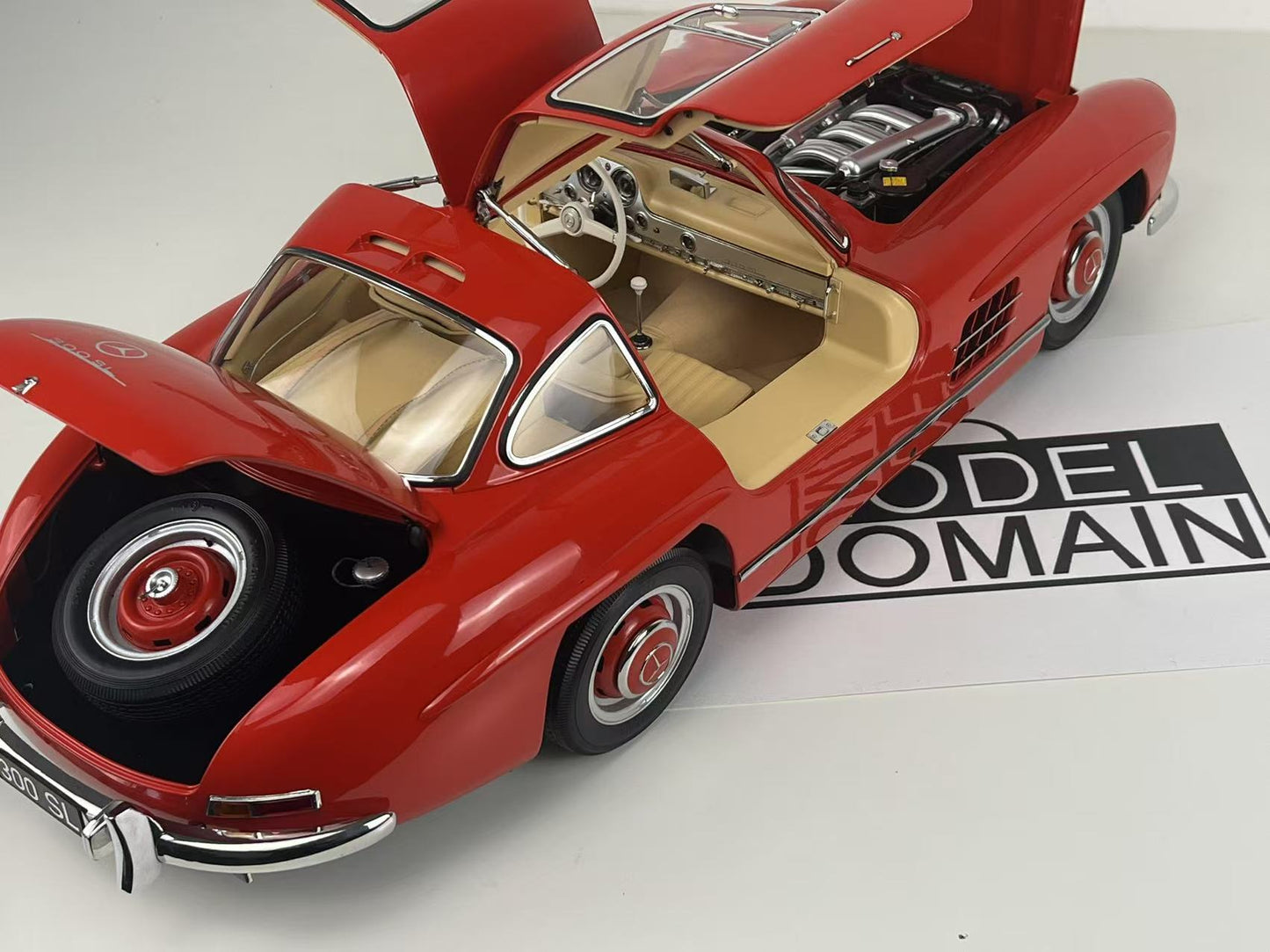 Ixo 1/8 Mercedes-Benz 300 SL Gullwing – Fully Assembled Pro-Built Model Car