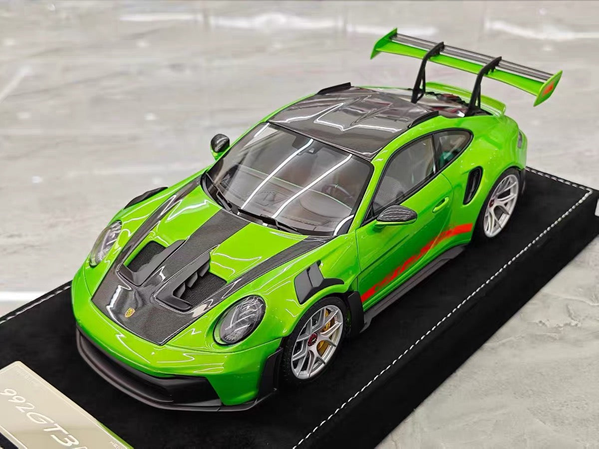 H&H 1/18 Porsche 911 992 GT3 RS Green Resin Model
