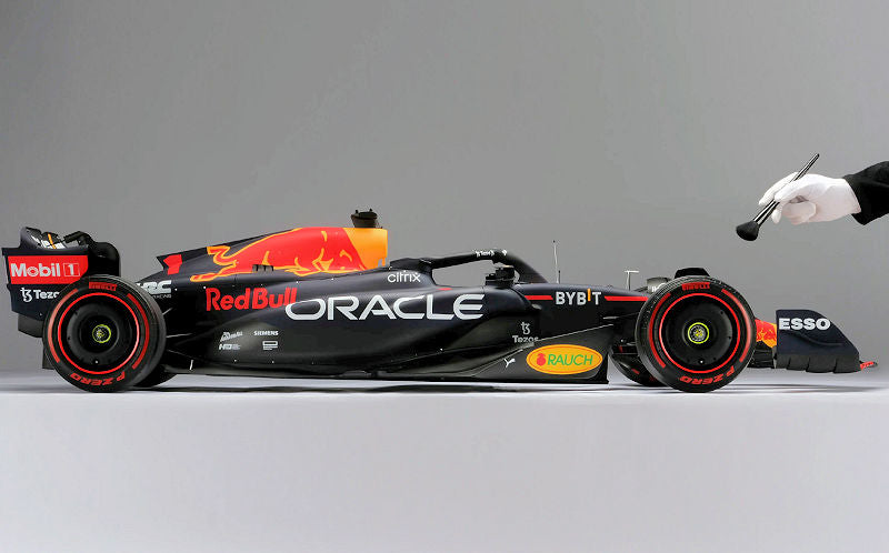 Amalgam 1/4 Red Bull RB18 2022 Dutch GP – Max Verstappen Special Edition – In Stock