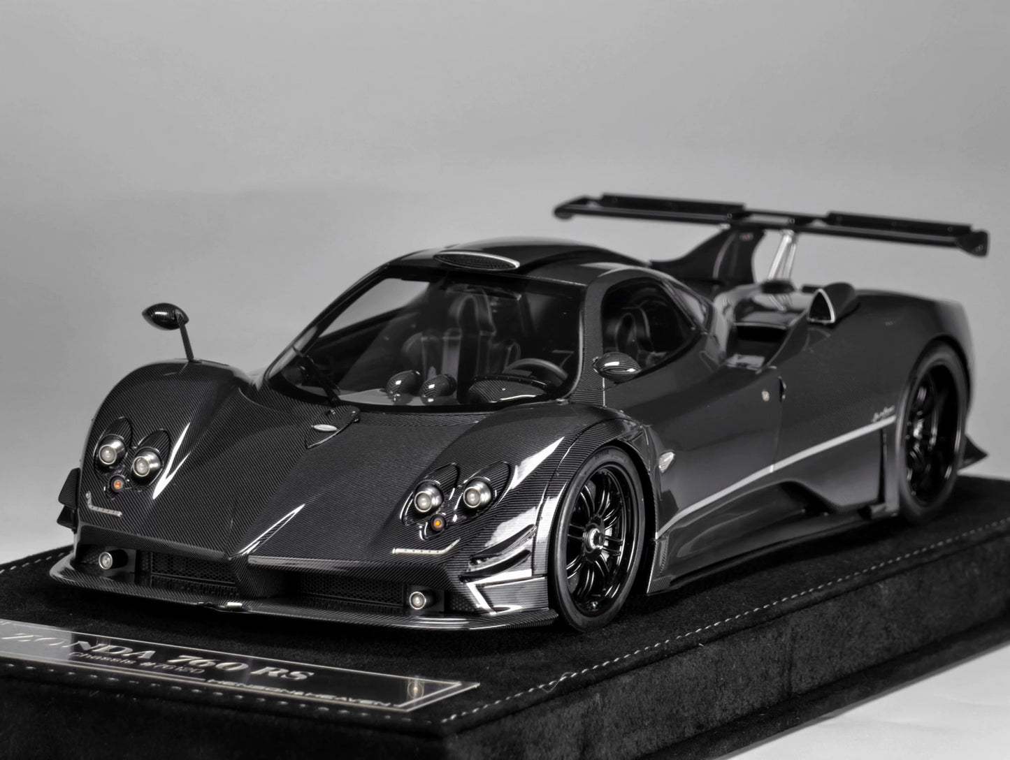 HH Model 1/18 Pagani Zonda Hardtop Special Edition Resin Model Glossy Carbon Black