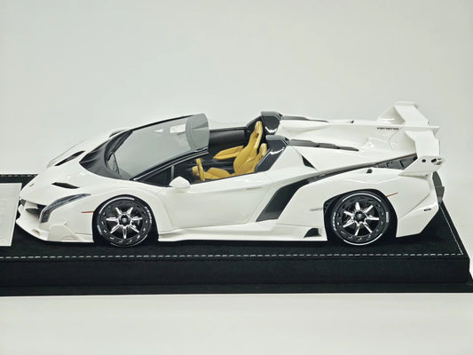 HH Model 1/18 Lamborghini Veneno Roadster Resin Model – Ivory White