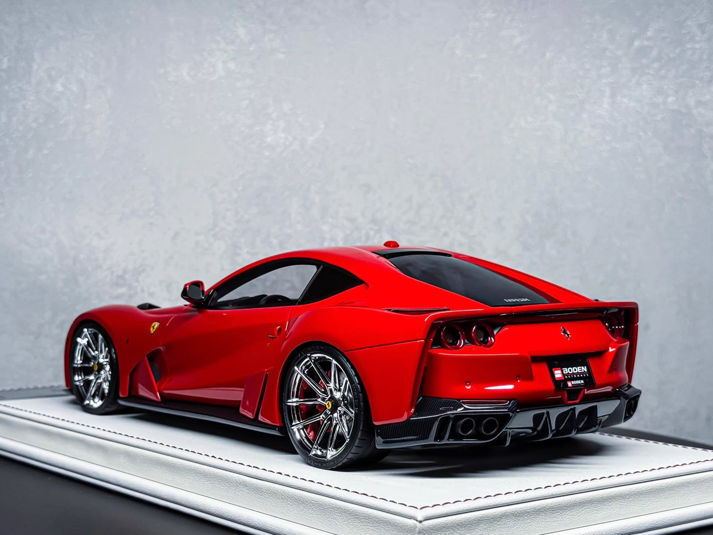 Davis & Giovanni 1/18 Ferrari 812 N-Largo Rosso Corsa Red Resin Model Limited 8