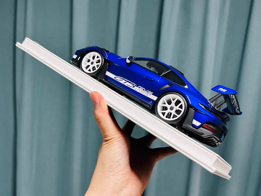 Davis & Giovanni 1/18 Porsche 911 GT3 RS 992.1 PTS San Marino Blue | LE 20
