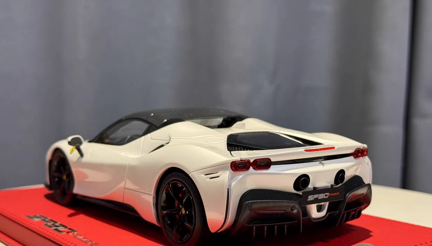 BBR 1/18 Ferrari SF90 Spider Resin Model Pearl White Carbon Roof Deluxe Edition