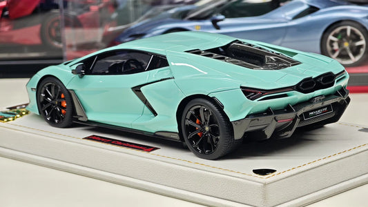 MR 1/18 Lamborghini Revuelto “Christmas Edition 2023” Resin Model – Mint Blue (LAMBO058XMAS)