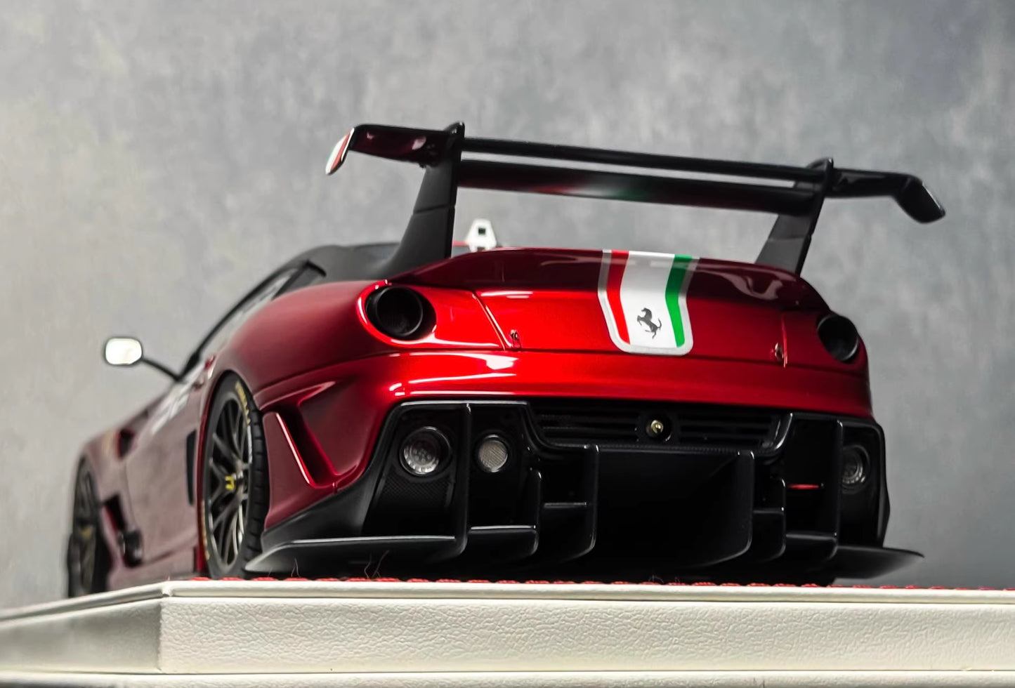 Davis & Giovanni 1/18 Ferrari 599XX EVO #52 Metallic Red Resin Model Limited 30