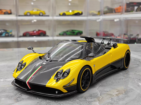 Almost Real 1/18 Pagani Zonda Cinque Yellow Carbon Diecast Model