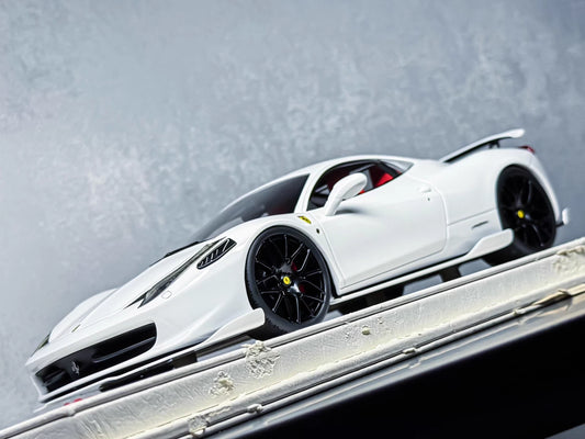 Davis & Giovanni 1/18 Ferrari 458 Italia SVR Pearl White Resin Model Limited 30