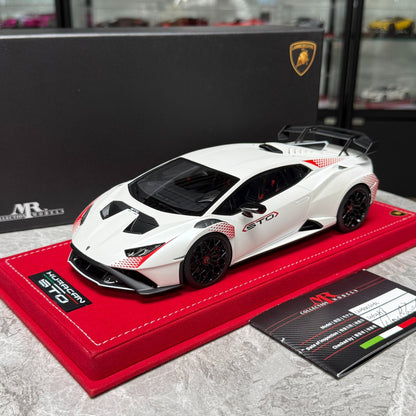 MR Lamborghini 1:18 Resin Model image 1