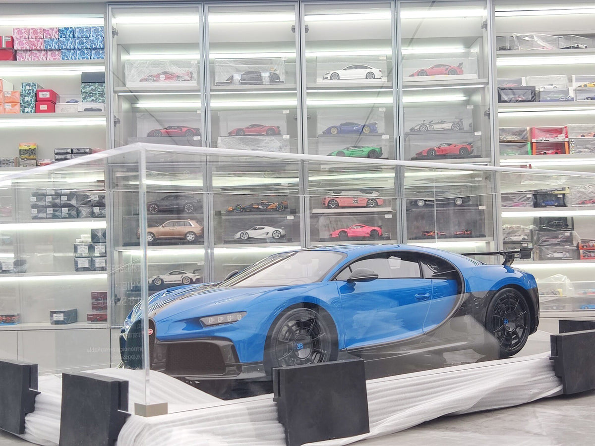 MR BugattiChiron Pur Sport MR194 1:8 - immagine 1