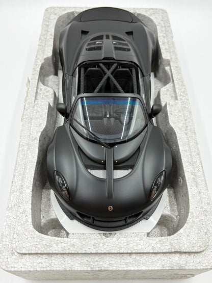AUTOart 1:18 Black - immagine 1