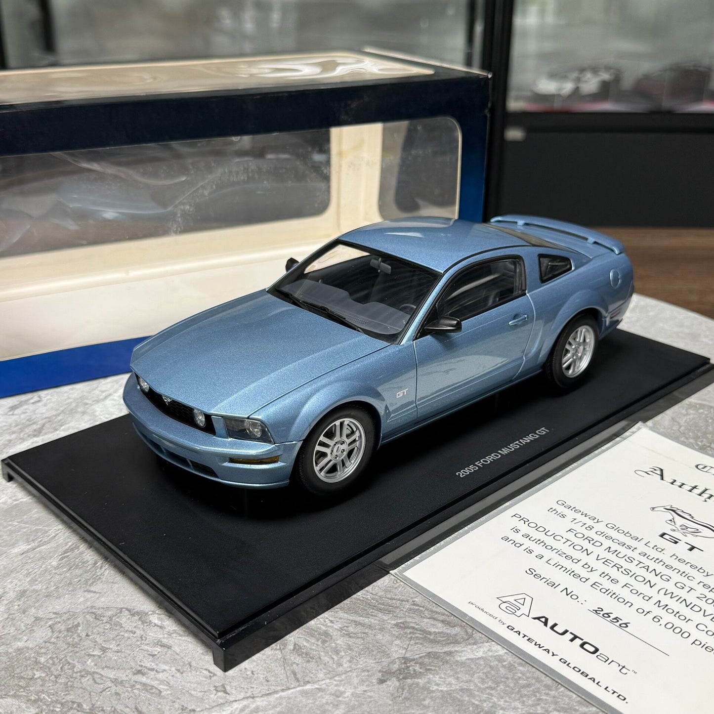 AUTOart Ford GT 1:18 Alloy Model image 1