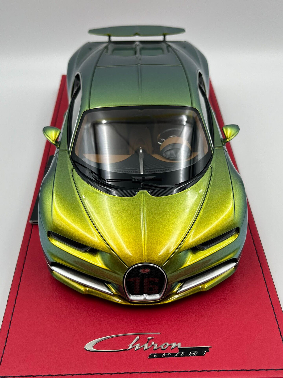 MR 1/18Bugatti - immagine 1