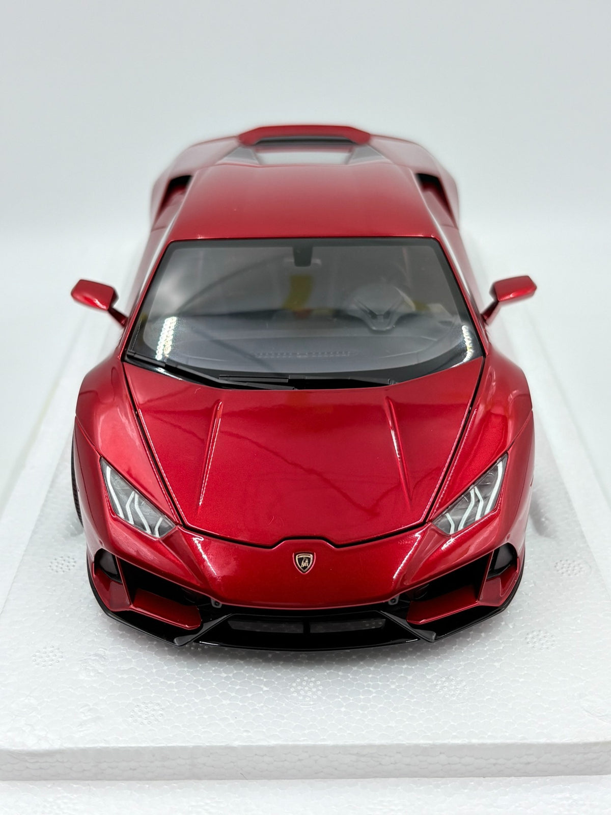 AUTOart Lamborghini HURACAN EV 1:18 - immagine 1